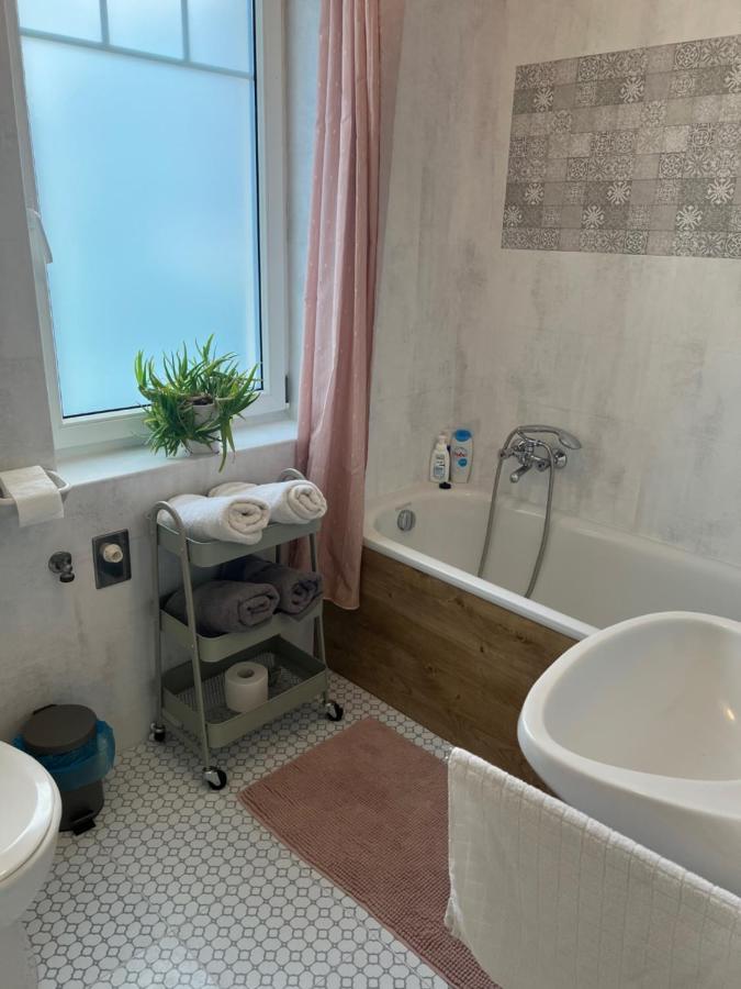 Belvarosi Apartman Eger Exterior foto