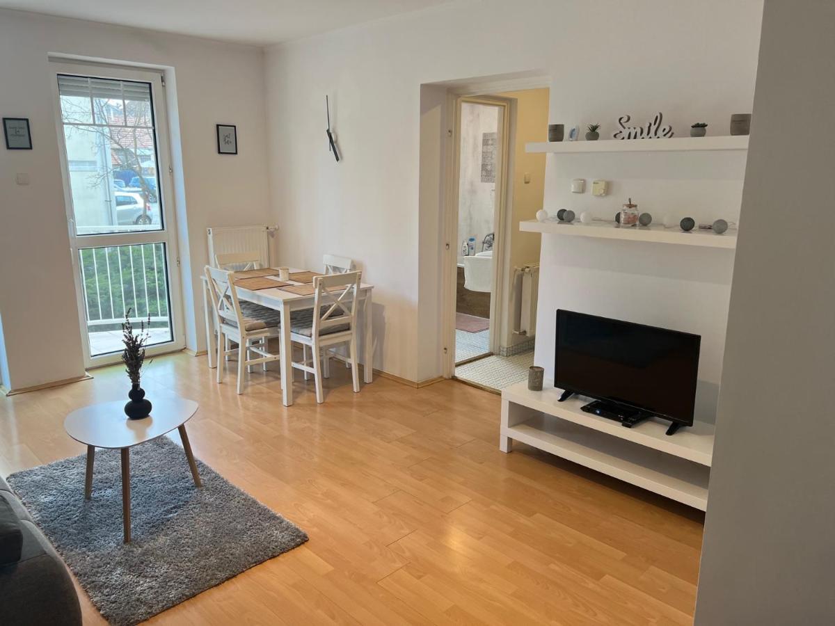 Belvarosi Apartman Eger Exterior foto