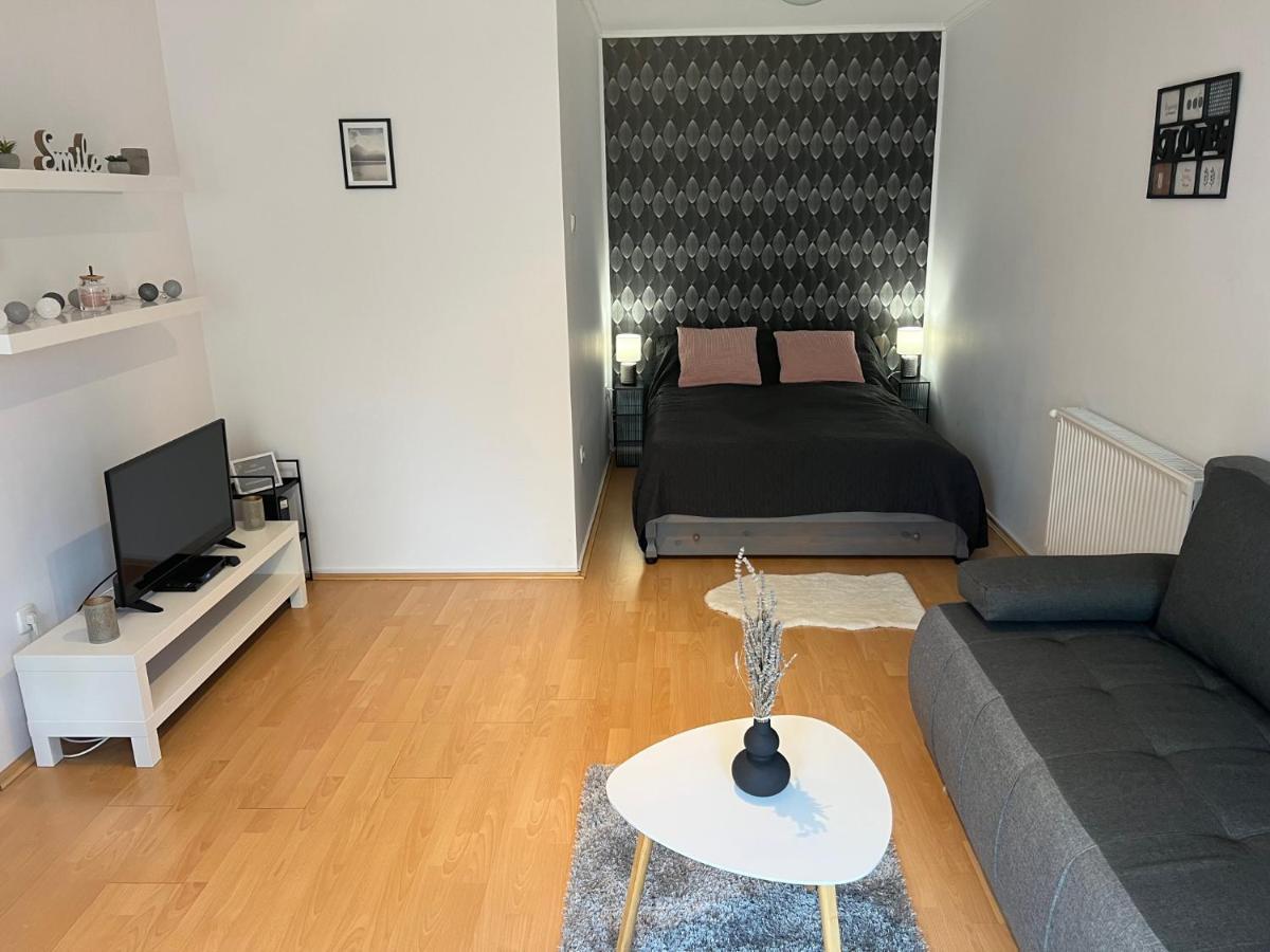 Belvarosi Apartman Eger Exterior foto
