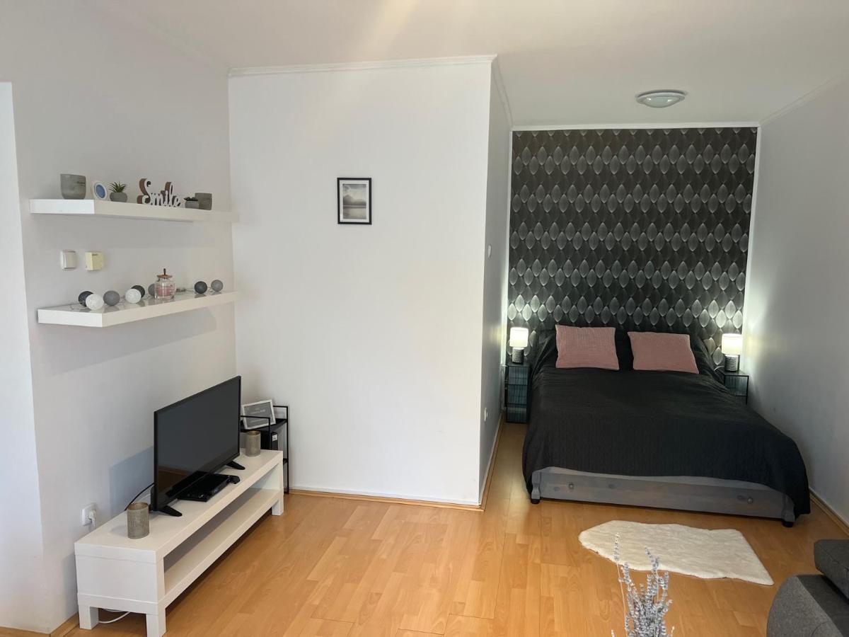Belvarosi Apartman Eger Exterior foto