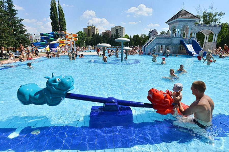 Belvarosi Apartman Eger Exterior foto
