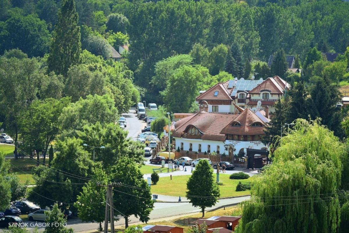 Belvarosi Apartman Eger Exterior foto